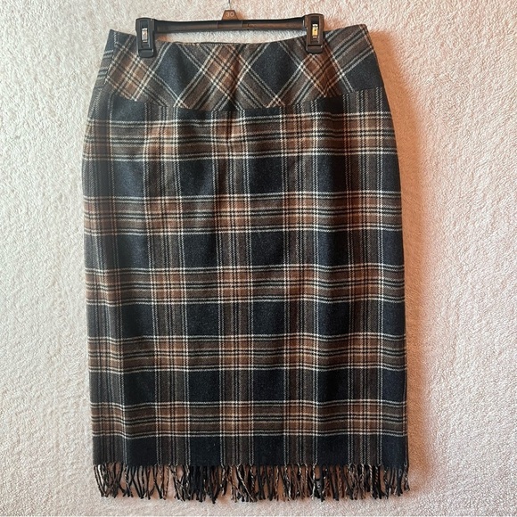 Women's Wool Plaid Wrap Blanket Skirt Sz 14 Fringe Buckle Academia Equestrian - Picture 6 of 8